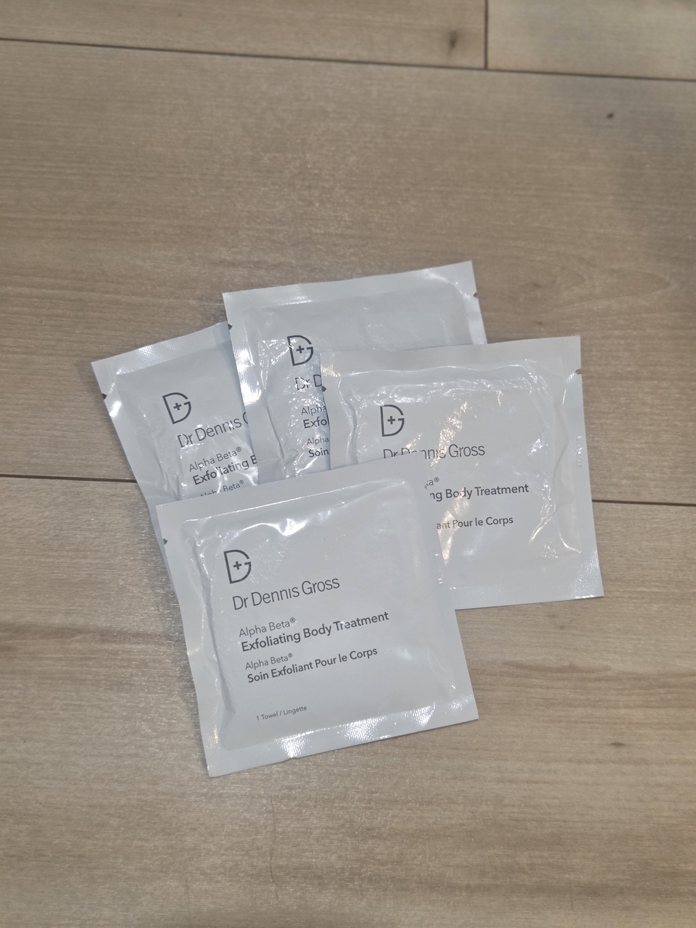 Dr. Dennis Gross Alpha Beta Exfoliating Body Treatment - 4 Packs